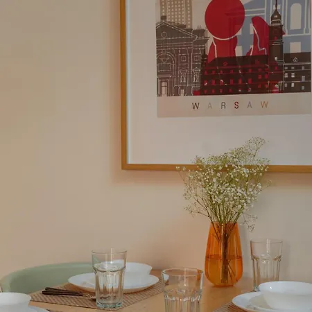 Stylish 3br With Sauna By Metro Apartament Warszawa