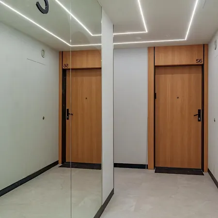 Stylish 3br With Sauna By Metro * 华沙