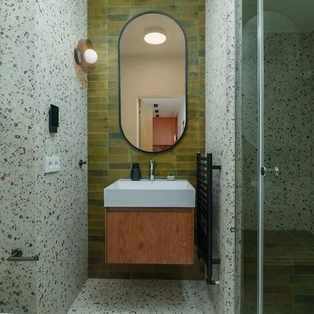 Apartman Designer 3-bedroom By The Metro With Steam Sauna Varsó